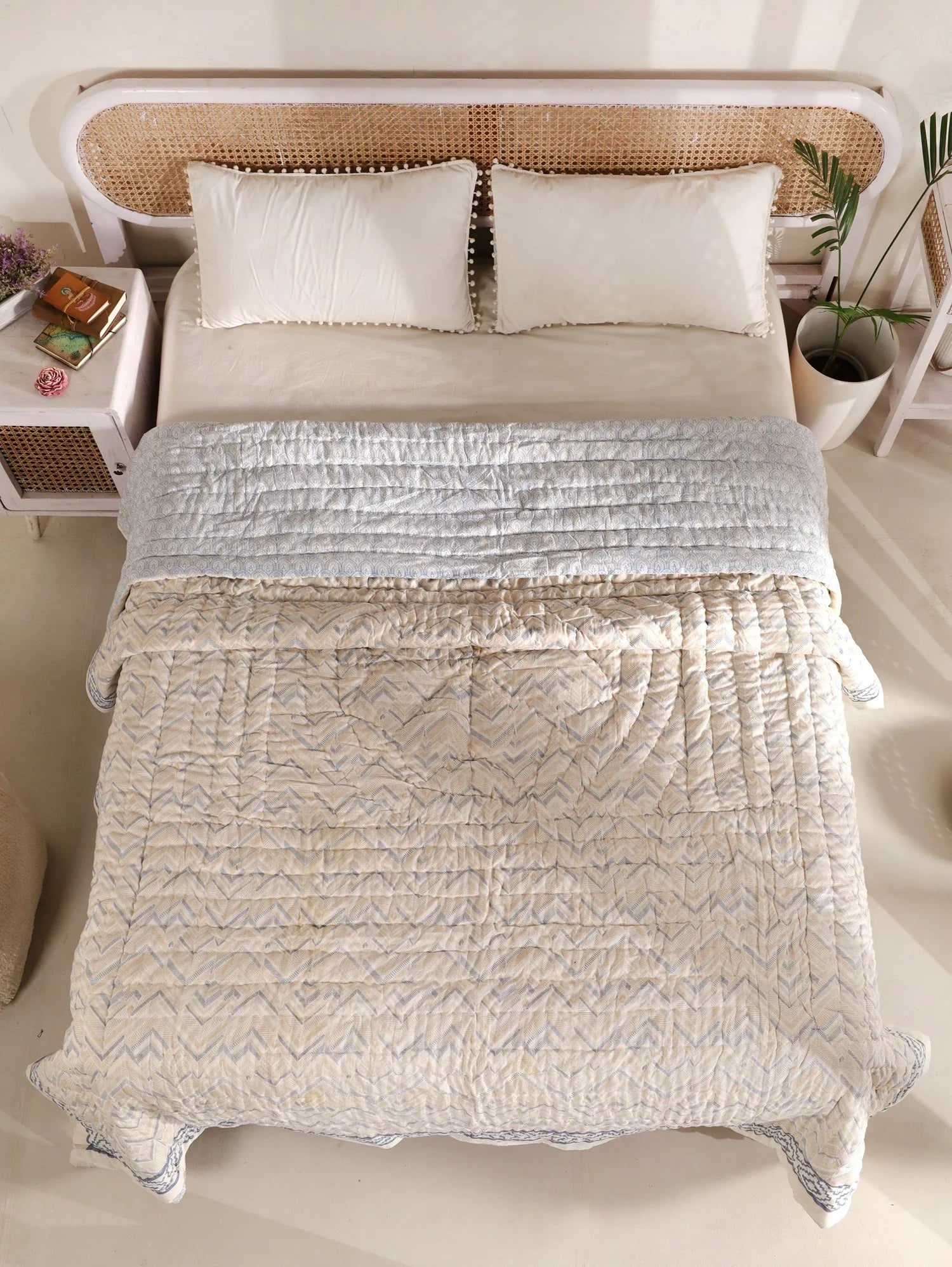 All Season Jaipuri Quilt | 100% Pure Cotton | Block Print | Double Bed - Naksha